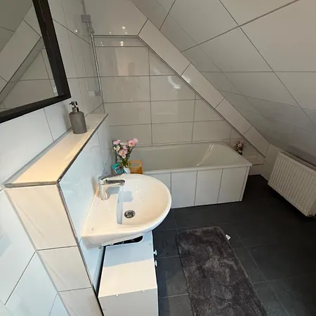 Ferienunterkunft Elberfeld, Naehe Stadthalle Und Bergische Universitaet Apartamento *